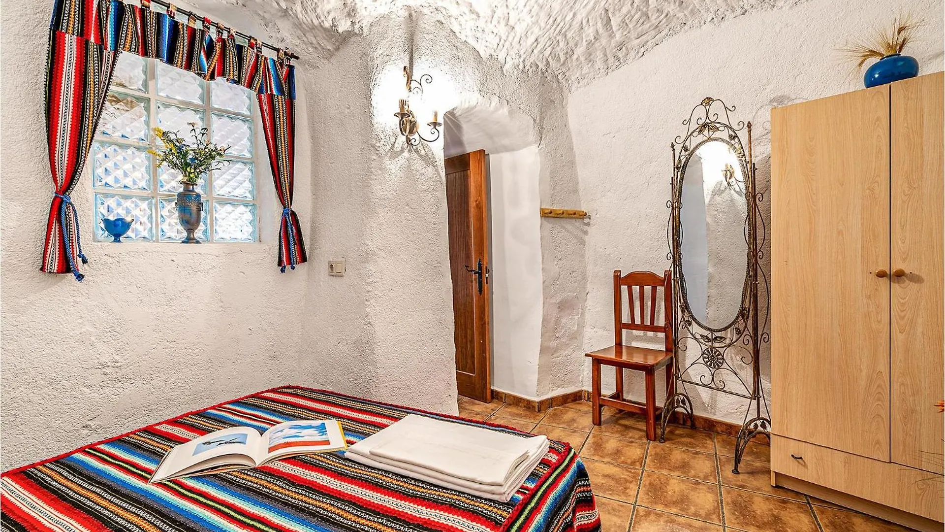 Beautiful Home In Cuevas Del Campo Holiday home